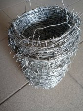 DİKENLİ TEL 125 MT.LİK 1,30*1,30 MM-GALVANİZLİ - 1