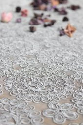 Papatya Kordone Tek Masa Örtüsü Gri thumbnail 9