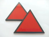 ARKA KASA REFLEKTÖRÜ 11cm (2 ADET) ÜÇGEN YAPIŞTIRMALI KIRMIZI, KEDİGÖZÜ, REFLEKTÖR - 1