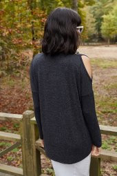 Kadın Omzu Pencereli Inci İşlemeli Antrasit Bluz - 3