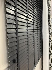 Jaluzi Perde Lake Polywood 50mm Ofis Modern Ve Tüm Mekanlar Için  Antrasit 140 x 150 - 6