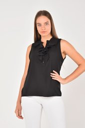 Lir Kadın Büyük Beden Yakası Volanlı Kolsuz Bluz Siyah LRWM22BLZ04 - 4