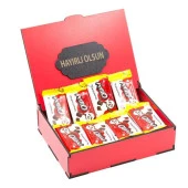 Sevdiklerinize Özel Kırmızı Ahşap Hediye Kutusunda 24 Adet Petito ( Hayırlı Olsun Yazılı ) - 1