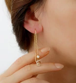 Vaoov 925 Ayar Gümüş Harfli Sallantılı Küpe thumbnail 1