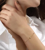 Vaoov 925 Ayar Gümüş Harfli Tektaşlı Bileklik thumbnail 1