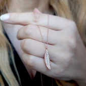 925 Ayar Gümüş Tüy Kolye thumbnail 2