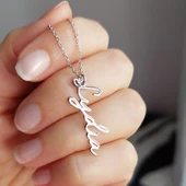 Vaoov 925 Ayar Gümüş El Yazısı Dikey İsim Kadın Hediye Kolye thumbnail 1