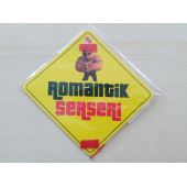 CAM İÇİ SARI DEKOR PLAKA KARE ROMANTİK SERSERİ (11x11cm) YAPIŞTIRMALI (Dekor Levha) SARI PLAKA - 1