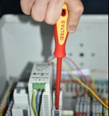 İzeltaş 8795 Elektrikçi Seti 1000V İzoleli 5 Parça - 4