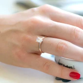 14 Ayar Sarı Altın Tektaş Yüzük thumbnail 2