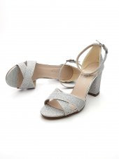 Goldstep 157 Kadın Çapraz Simli 7cm Kalın Topuk Tekbant Ayakkabı - 9