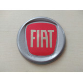 FİAT YUVARLAK ARMASI KIRMIZI GRİ ÇERÇEVE 7,5cm (FİAT TOFAŞ PANJUR BAGAJ ARMASI) FİAT LOGOSU - 1