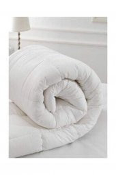Rengarenk Microfiber Yorgan Mikro Klima Özellikli 155x215 Cm - 2