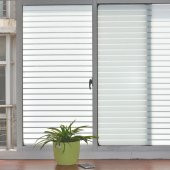 Dekoratif Gri Çizgili kendinden yapışkanlı cam filmi 100 cm x 100 cm - 3