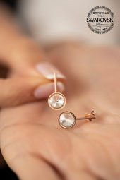 Swarovski Taşlı Tektaş ve Çubuk Model Rose Kaplama Gümüş Crystal Küpe - 3