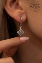 Swarovski Taşlı Kare Model Gümüş Zirconia Küpe thumbnail 1