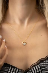 Swarovski Taşlı Kalp Model Altın Kaplama Gümüş Zirconia Kolye thumbnail 1