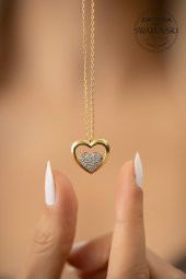 Swarovski Taşlı Kalp Model Altın Kaplama Gümüş Zirconia Kolye thumbnail 4