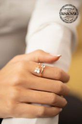 Swarovski Taşlı Kare Taş Model Rose Kaplama Gümüş Crystal Yüzük - 2