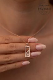Swarovski Taşlı Dikdörtgen Model Rose Kaplama Gümüş Zirconia Kolye - 1