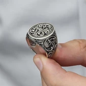 Oyma Desenli Oval Taşsız 925 Gümüş Erkek Yüzük thumbnail 5
