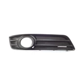 Audi A3 2009-2012 Ön Tampon Sağ Sis Farı Kapağı 8P0807682E - 2