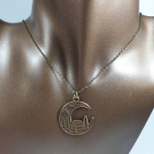 Bronz Renk 30mm Cottagecore Dağ Evi Figürlü Kolye - 2