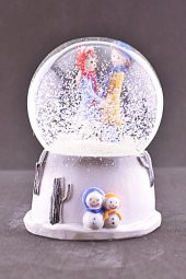 Sevgiliye El Ele Tutuşan Aşıklar Kar Küresi 9 cm - 2