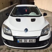 Renault Megane 3 Piano Black Kaput Üstü Havalandırma Izgarası - 1