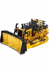LEGO Technic 42131 Cat D11 Bulldozer - 3