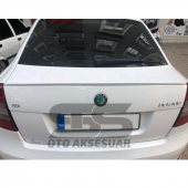 Scoda Octavia Bagaj Üstü Slim Spoiler Piano Black Parlak Beyaz - 1