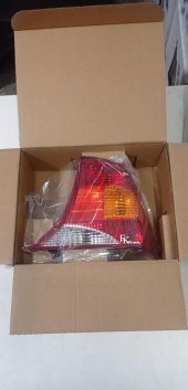 Focus Mk1 Arka Stop Lambası Sedan Sağ 1998-2005 1M5113A602BA Depo - 2