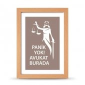 Avukatlara Özel Çerçeveli Poster Afiş Panik Yok Avukat Burada Adalet Heykeli - 21x30 cm A4 Boy - 1