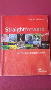 STRAIGHT FORWARD INTERMEDIATE Student's Book - 1