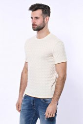 Kendinden Desenli Örme Krem Bisiklet Yaka T-shirt  Wessi - 4