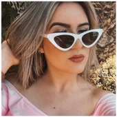 Cat Eye  Kadın Kırmızı Güneş Gözlüğü  Kedi Gözü  Beyaz Tek Ebat thumbnail 1