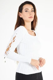 Kadın Kolları Dekolteli Bağcıklı Fitilli Uzun Kollu Triko Kazak - 3