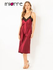 Dantel Detaylı Derin Sırt Dekolteli Yırtmaçlı Saten Gecelik thumbnail 1