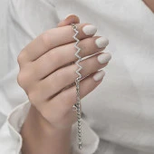 Zikzak Desenli Rodyum Kaplama Taşlı 925 Gümüş Kadın Bileklik - 1