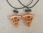 Şeyma Subaşı, Herkesi Mutlu Edemezsiz Çünkü Pizza Değilsin, pizza Kolye - 1