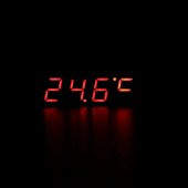 3 Fonksiyonlu Termometre Saat Voltmetre Gösterge Modül Dijital Ekran Display Kırmızı 4 Hane 7 Segmet thumbnail 6