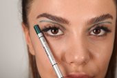 IMPALA Göz Kalemi - Eye Pencil  No: 302(ZÜMRÜT YEŞİLİ) - 3