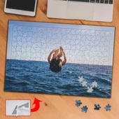 Denize Atlayan Adam, Tatil 240 Parça Puzzle Yapboz Tablo-79527 - 1
