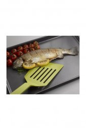 Joseph Joseph 10051 Tırtıklı Ağızlı Geniş Spatula Yeşil - 3