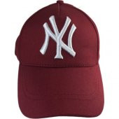 Bordo Beyaz NY Nakışlı Şapka - 1