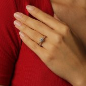 Kenarları Taşlı Altın Tektaş Yüzük - 1