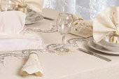 Finezza Ahsen Güpürlü Keten Kumaş Krem Sofra Takımı 8 kş. 160x230 17 Prç - 1275 - 6