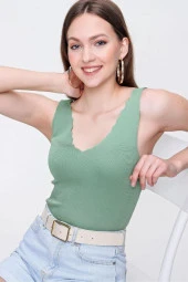Hipatu Merdiven Yaka Krop - Yeşil - 3