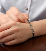 Vaoov 925 Ayar Gümüş İpli El Yazılı Kişiye Özel Bileklik thumbnail 1