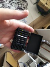 Menteşeli SD ve Micro SD Kart Kutusu - 16 Yuva - Hepsi Bir Arada - 8
